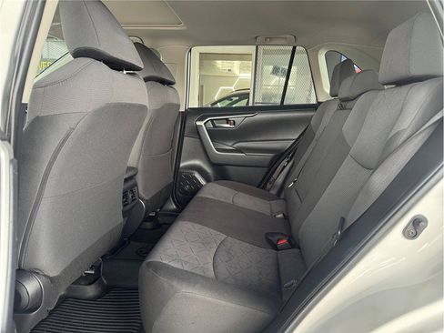 Used 2019 Toyota RAV4 XLE image 21