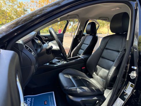 Used 2017 MAZDA MAZDA6 Touring image 11