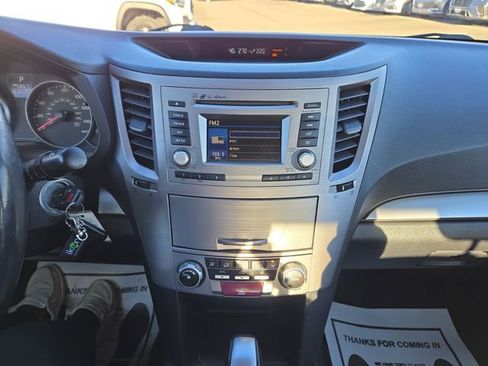 Used 2014 Subaru Legacy 2.5i Premium image 20