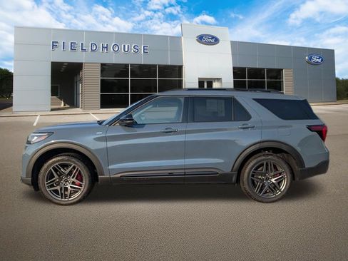 New 2026 Ford Explorer ST-Line w/ ST-Line Street Pack AWD/4WD image 7