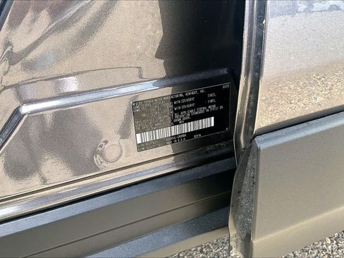 Certified 2025 Toyota RAV4 XLE AWD/4WD image 36