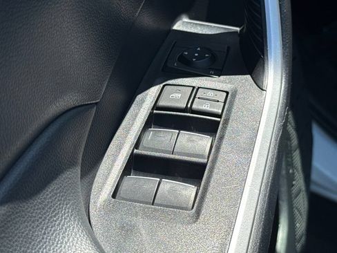 Used 2024 Toyota RAV4 XLE FWD image 20