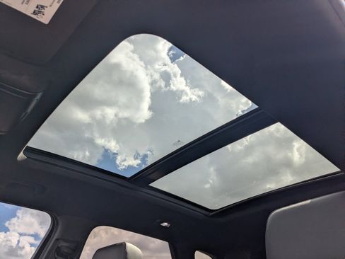 Used 2020 Chevrolet Blazer RS image 22