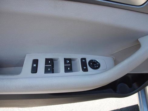 Used 2016 Hyundai Sonata SE FWD image 8