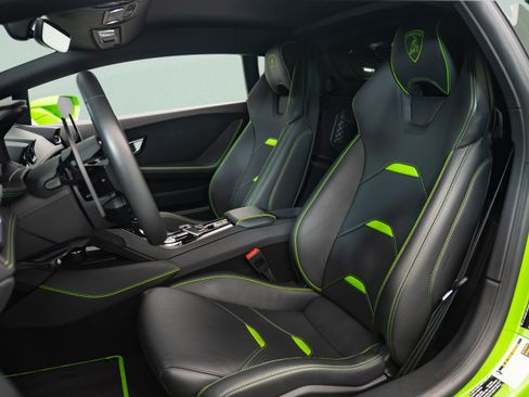 Used 2020 Lamborghini Huracan EVO AWD/4WD image 9