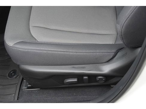 Certified 2025 Subaru Crosstrek 2.0i Premium image 32