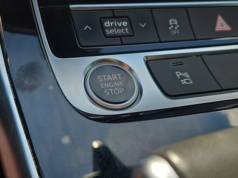 Used 2021 Audi Q8 Premium Plus w/ Premium Plus Package AWD/4WD image 27