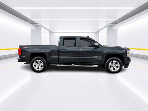 Used 2017 Chevrolet Silverado 1500 LT w/ All Star Edition AWD/4WD image 5
