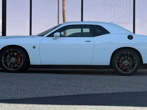 Used 2021 Dodge Challenger SRT Hellcat Redeye RWD image 5