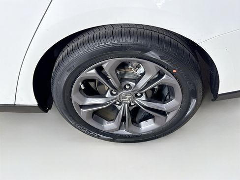 Certified 2023 Honda Accord EX image 36