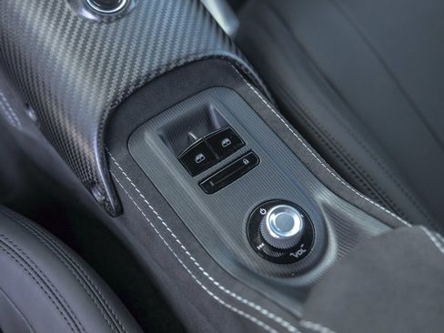 Used 2024 Maserati MC20 Coupe RWD image 45