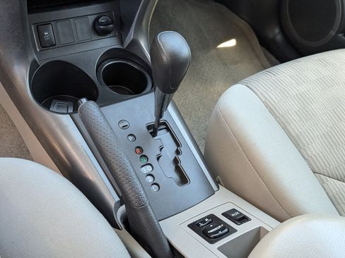 Used 2010 Toyota RAV4 2WD image 14