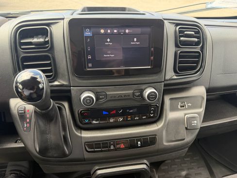 Used 2024 RAM ProMaster 2500 FWD image 21