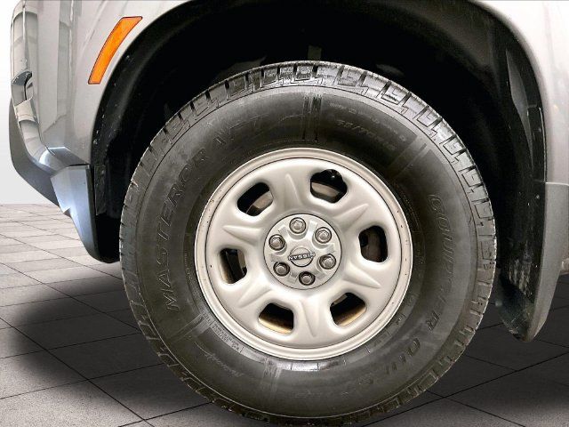 Used 2022 Nissan Frontier S w/ Technology Package AWD/4WD image 8