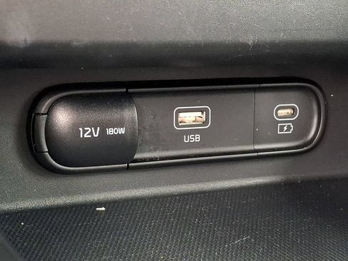 Used 2024 Kia Seltos S AWD/4WD image 25