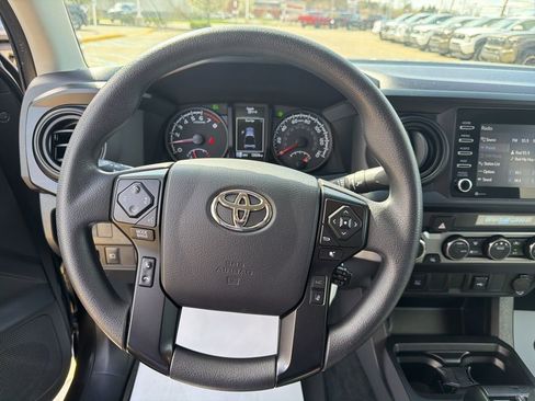 Used 2023 Toyota Tacoma SR AWD/4WD image 14