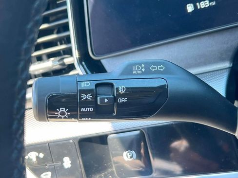 Used 2023 Kia Sportage SX FWD image 25