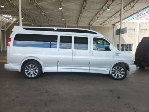 Used 2024 Chevrolet Express 2500 Extended w/ Driver Convenience Package RWD image 4