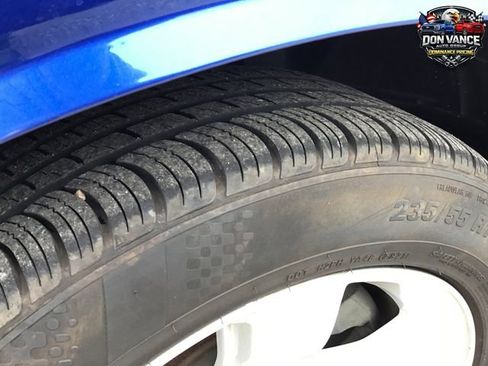 Used 2012 Dodge Challenger SXT RWD image 26