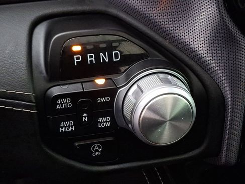 Used 2020 RAM 1500 Limited image 15