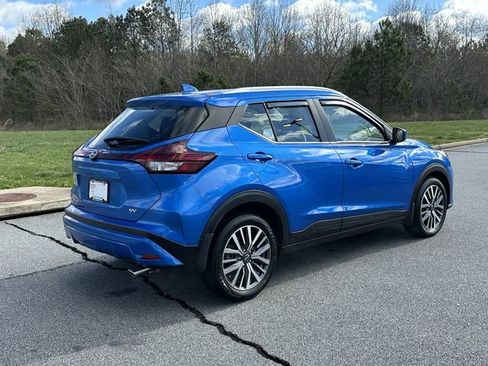 Certified 2024 Nissan Kicks SV FWD image 8