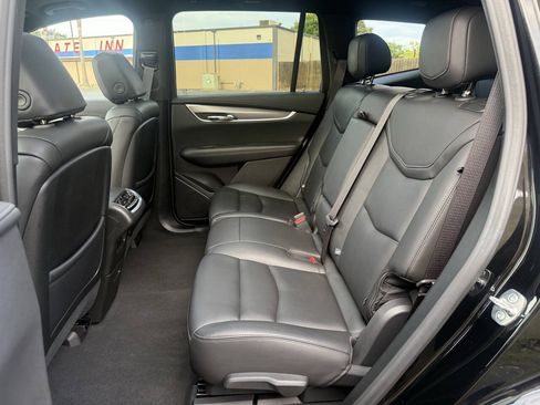 Used 2024 Cadillac XT6 Luxury FWD image 19