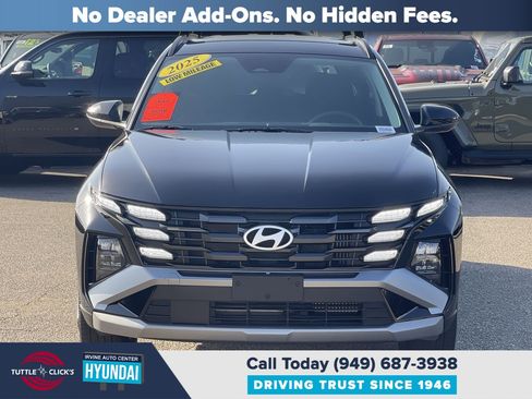 Certified 2025 Hyundai Tucson SEL AWD/4WD image 2