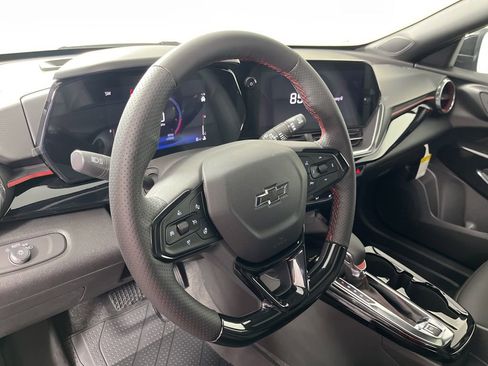 New 2026 Chevrolet Trax RS w/ Sunroof Package image 25