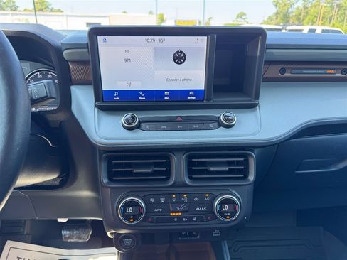 Used 2022 Ford Maverick Lariat w/ Lariat Luxury Package FWD image 16