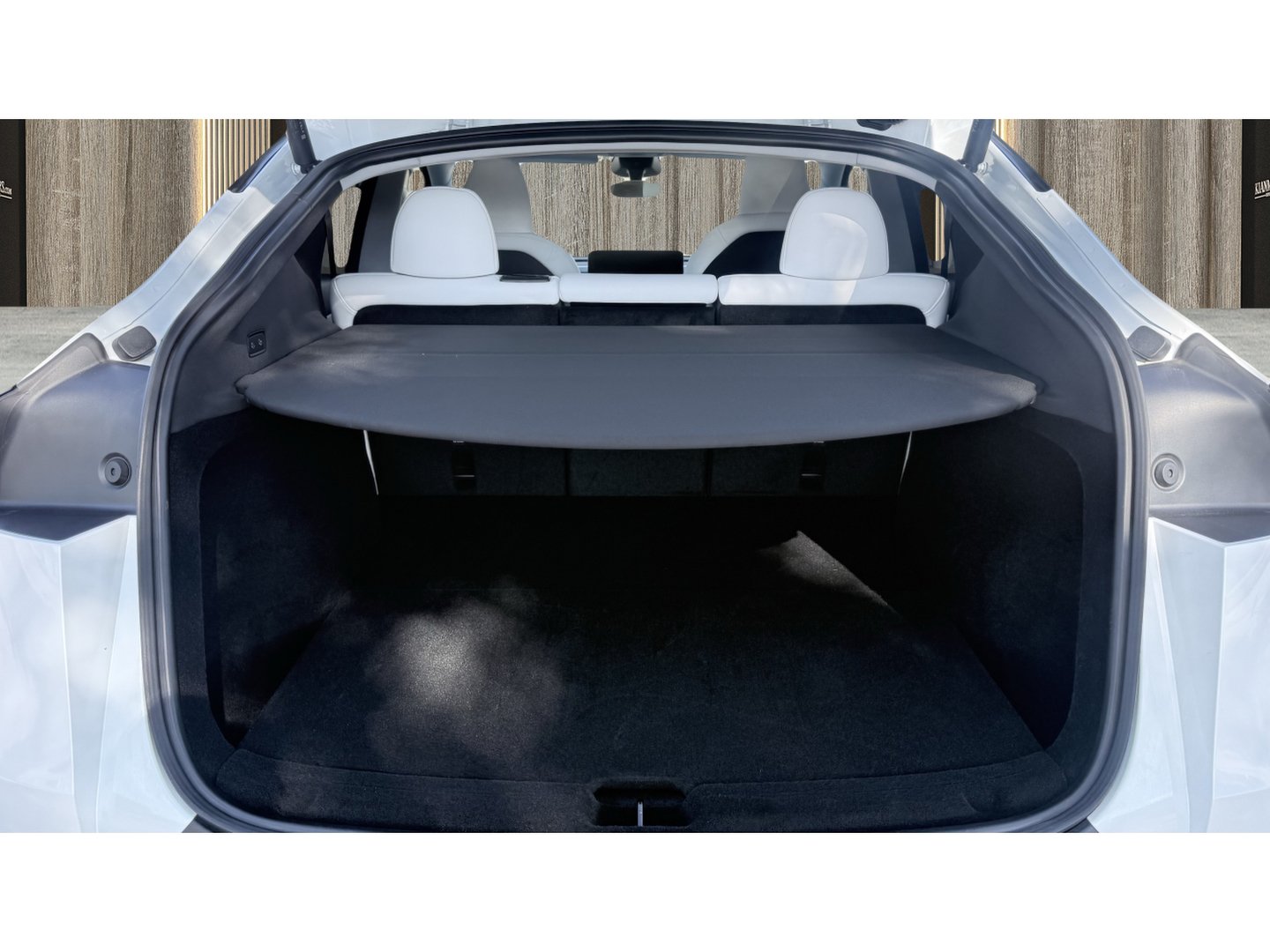 Used 2026 Tesla Model Y 2WD image 11