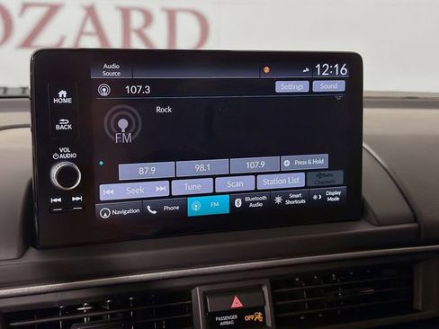 Used 2025 Honda Pilot Touring image 18