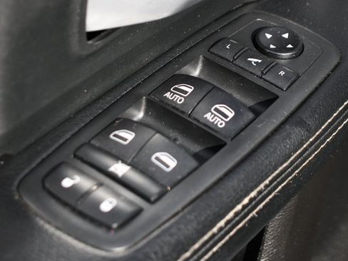 Used 2019 RAM 2500 Big Horn image 17