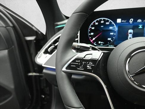 New 2026 Mercedes-Benz E 350 4MATIC Sedan image 15