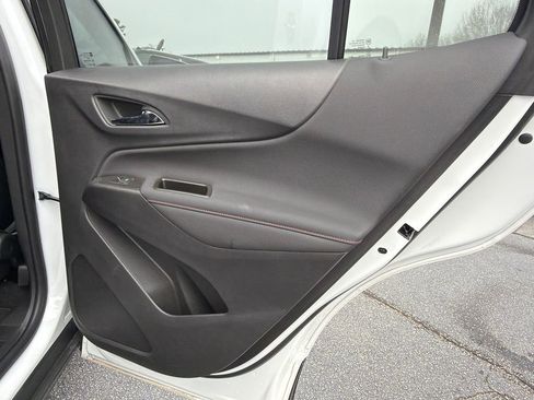 Used 2024 Chevrolet Equinox RS image 16