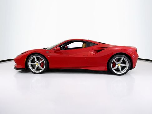 Certified 2020 Ferrari F8 Tributo RWD image 4