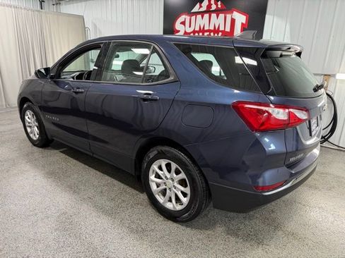 Used 2018 Chevrolet Equinox LS image 6