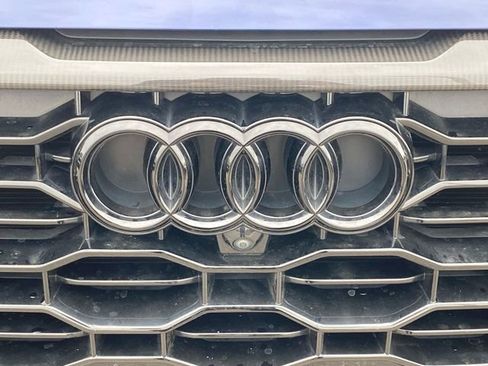 Used 2024 Audi RS Q8 w/ Black Optic Package AWD/4WD image 32
