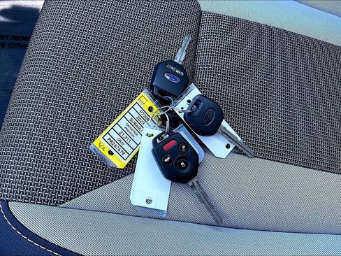 Used 2023 Subaru Crosstrek 2.0i Premium image 11