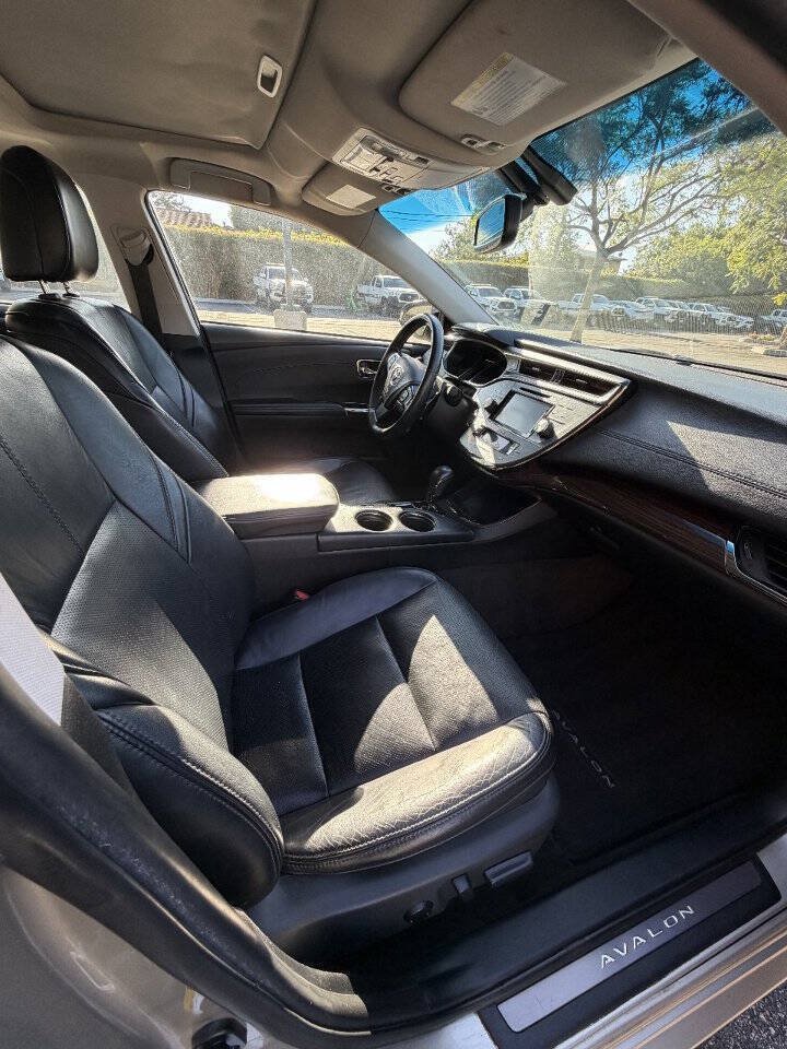 Used 2015 Toyota Avalon Limited FWD image 10