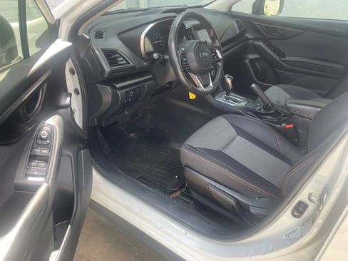 Used 2021 Subaru Crosstrek 2.0i Premium AWD/4WD image 9