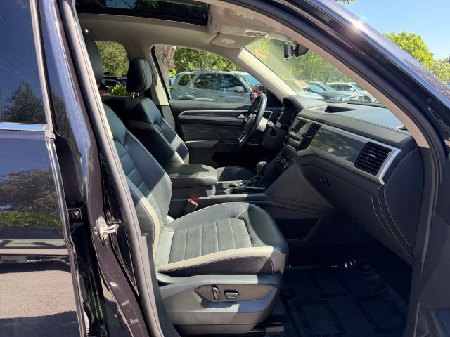 Used 2022 Volkswagen Atlas SEL Premium AWD/4WD image 22
