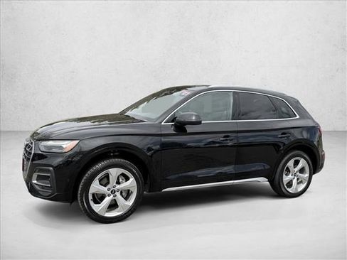 Used 2021 Audi Q5 Prestige w/ Prestige Package AWD/4WD image 1