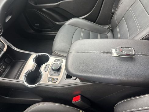 Used 2023 GMC Terrain Denali image 25