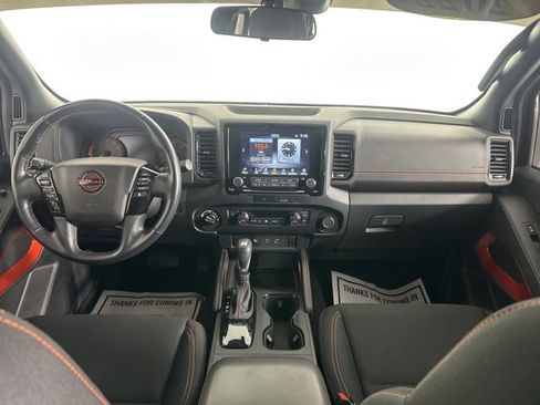 Used 2022 Nissan Frontier PRO-4X w/ Technology Package image 20