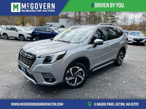 Used 2022 Subaru Forester Touring image 1