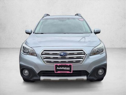 Used 2016 Subaru Outback 3.6R Limited AWD/4WD image 2