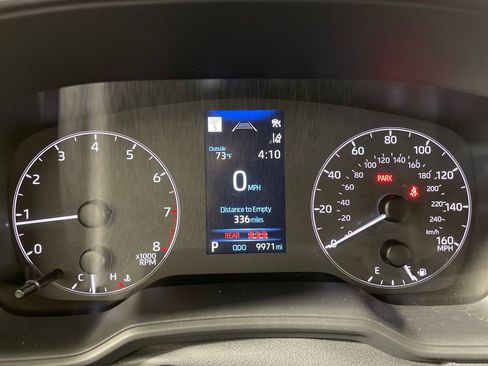 Certified 2025 Toyota Corolla SE FWD image 18