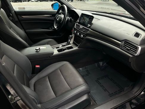 Used 2019 Honda Accord Sport image 15
