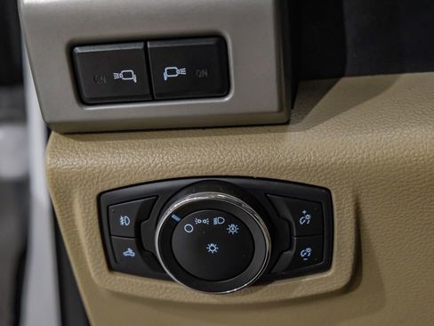 Used 2021 Ford F350 Lariat w/ Lariat Value Package image 28