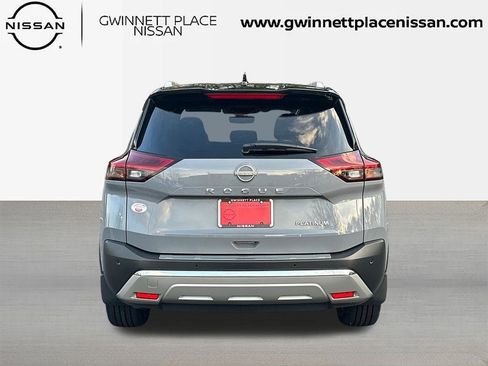 Certified 2022 Nissan Rogue Platinum w/ Head-Up Display Package image 6
